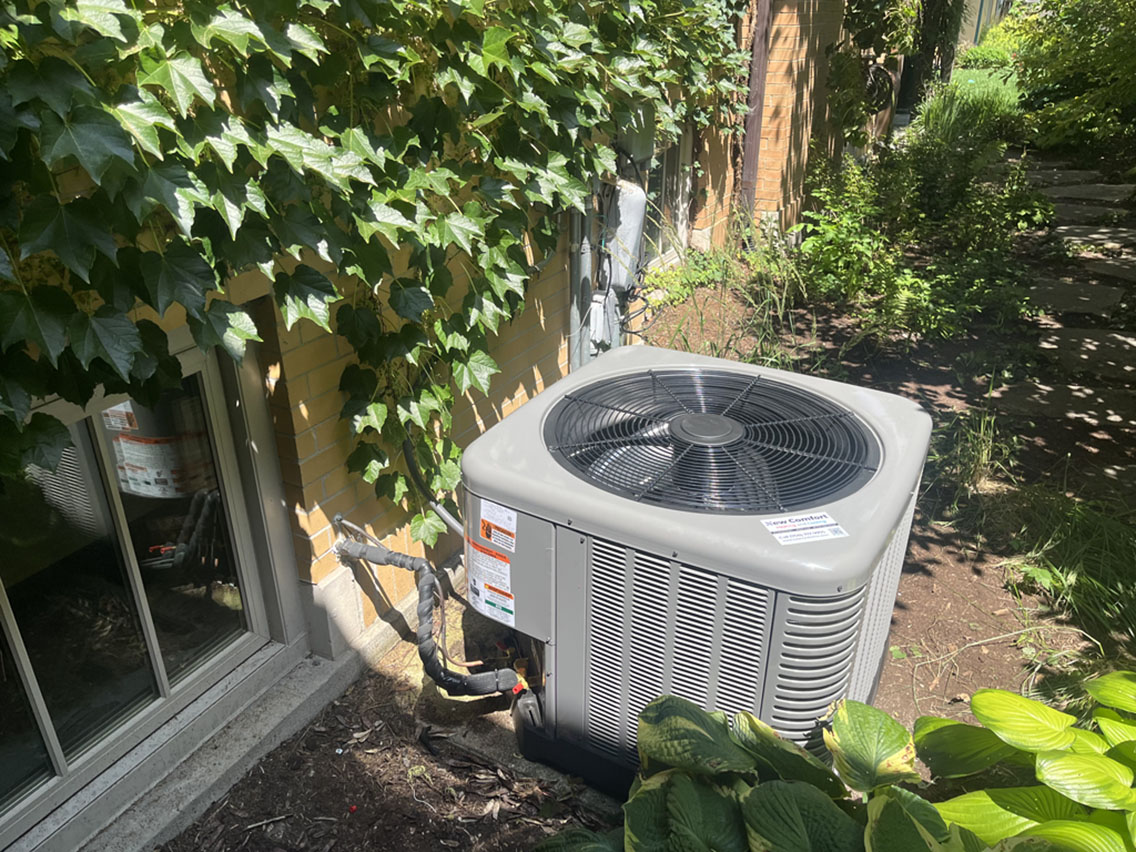 New AC replacement installed by New Comfort Heating and Cooling in Oak Park, IL